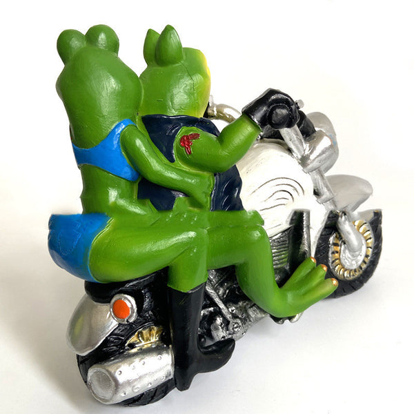 Resin Crafts Two Frogs Riding A Motorcycle - Things and what not